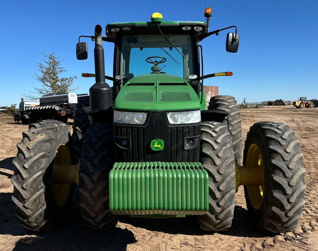 2011 John Deere 8310R