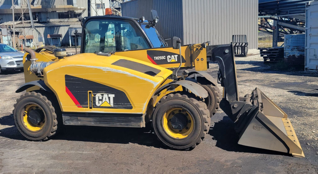 2015 Caterpillar TH255C